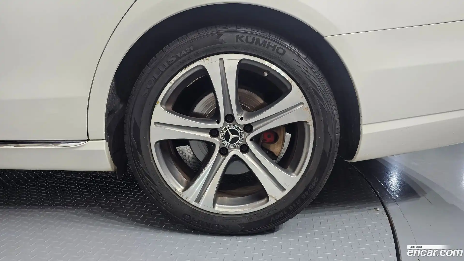 E-Class Mercedes-Benz 2018.10-OUTER-031