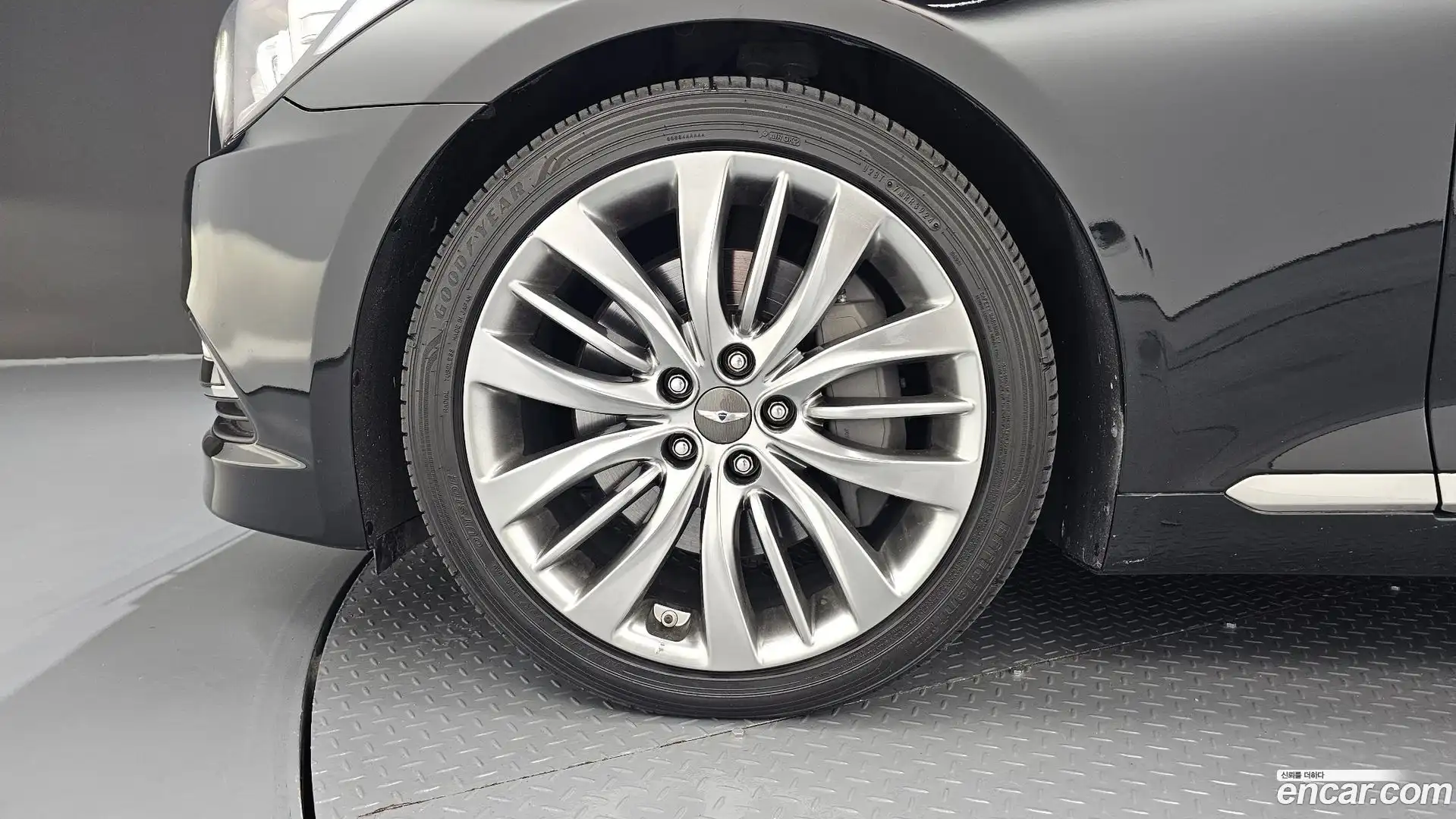 Genesis Hyundai 2015.11-OUTER-005