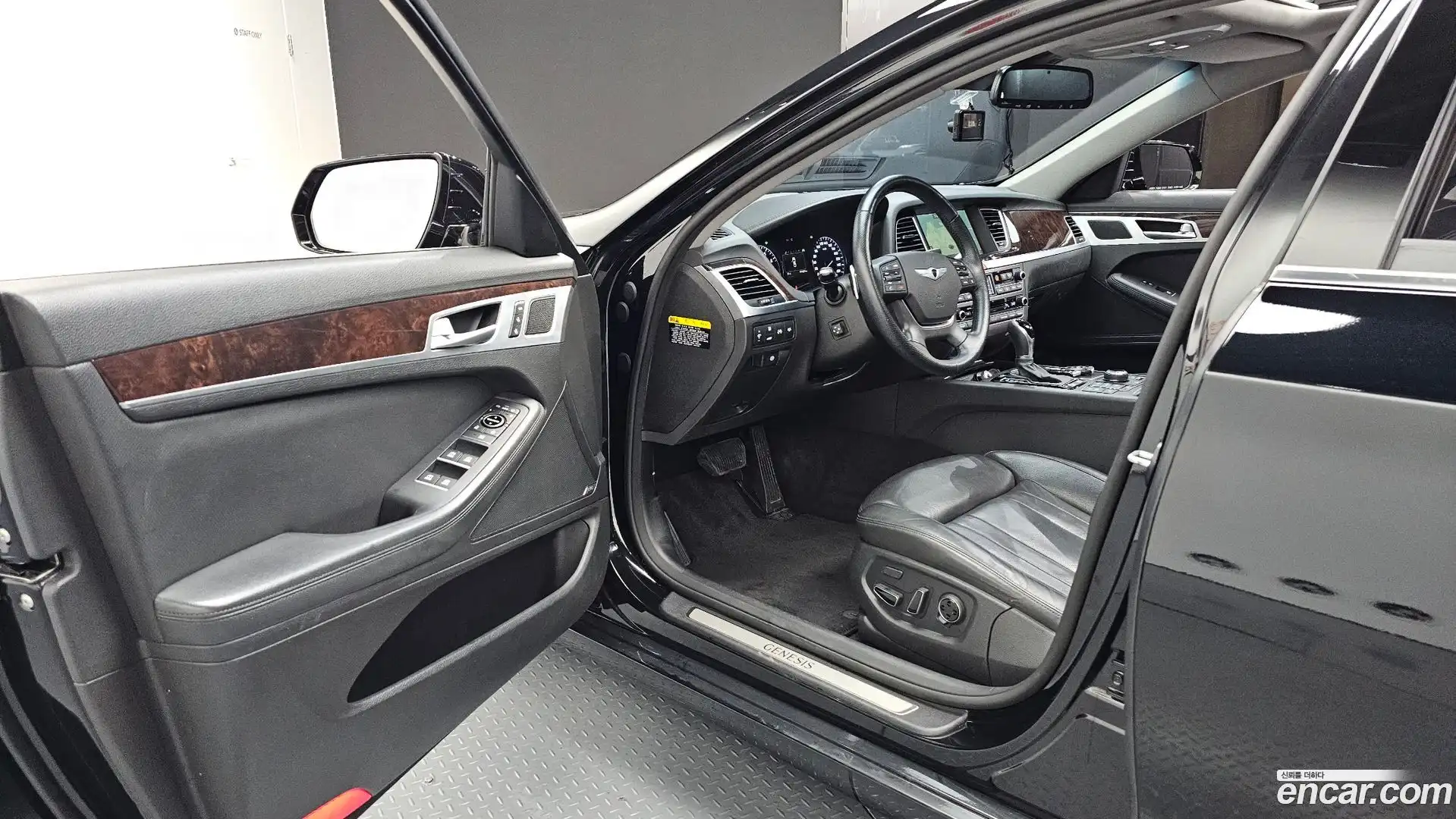 Genesis Hyundai 2015.11-INNER-010