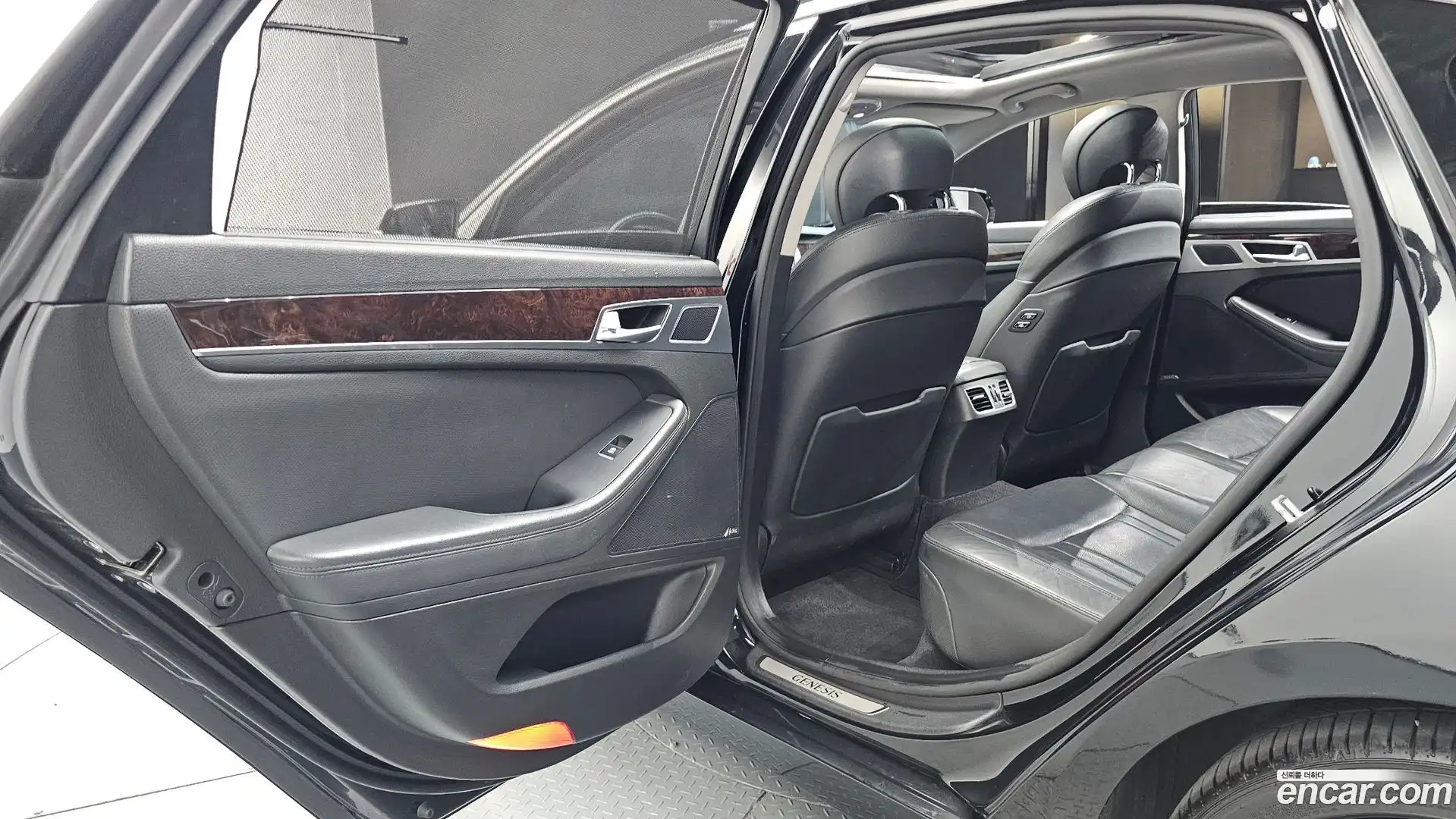 Genesis Hyundai 2015.11-OPTION-016