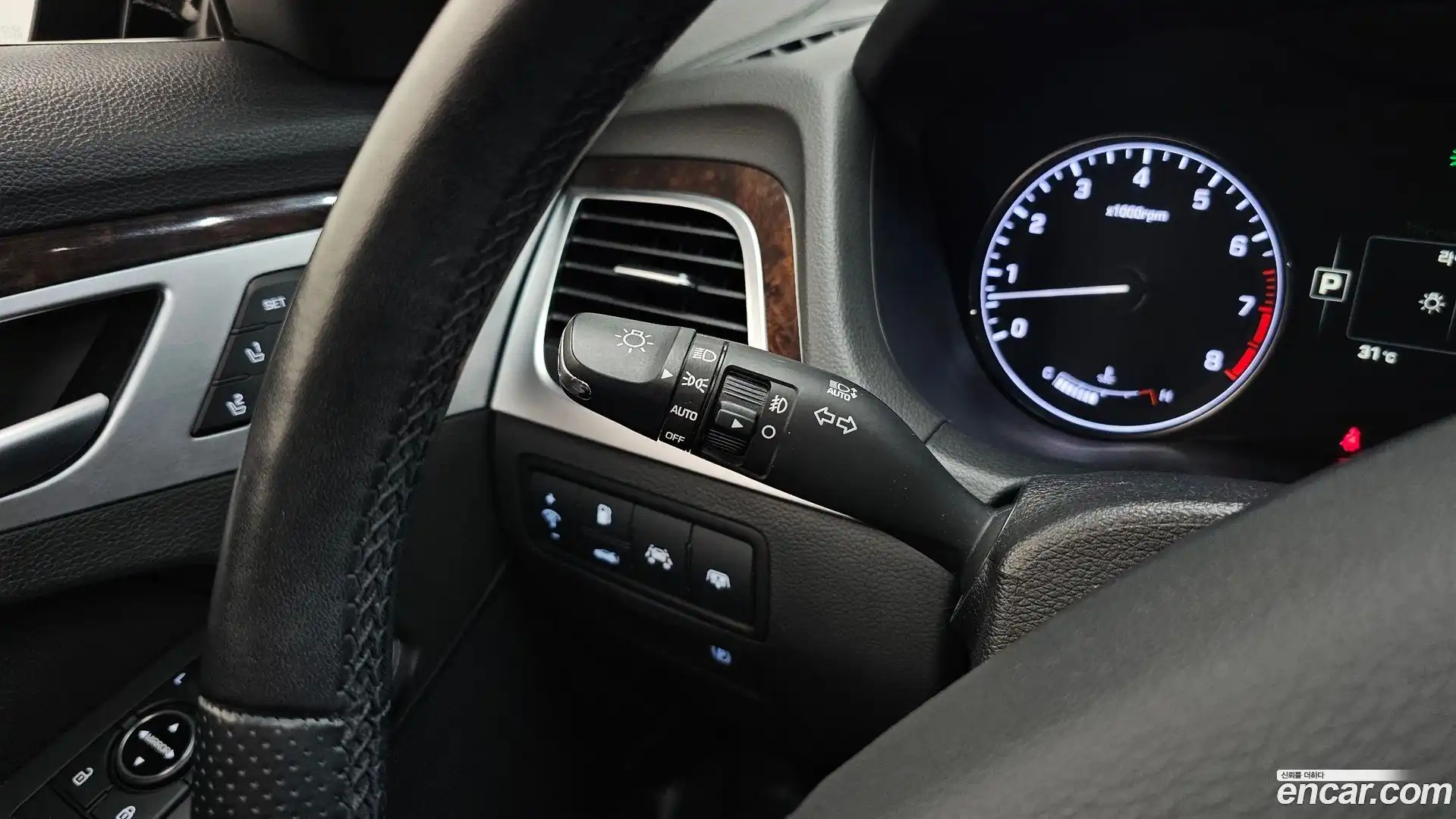 Genesis Hyundai 2015.11-OPTION-021