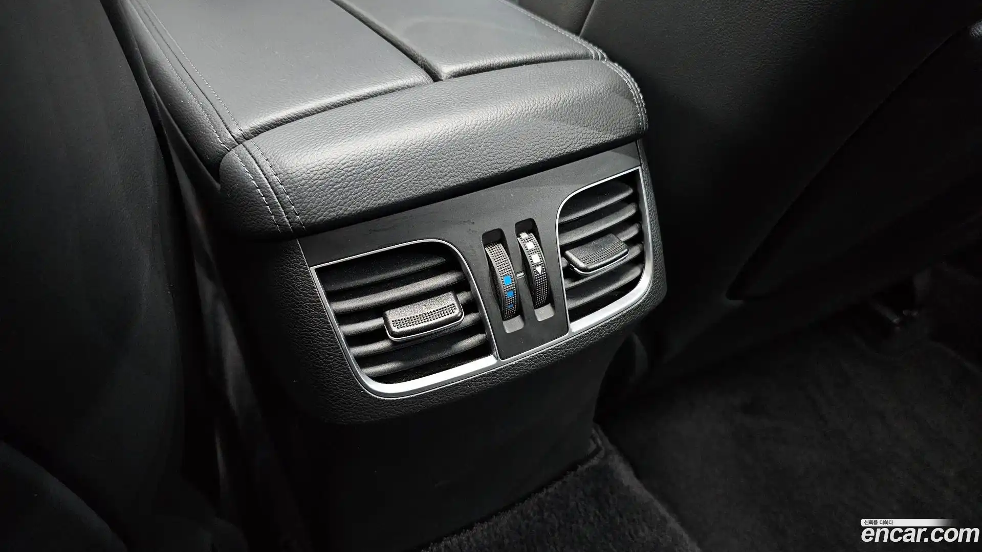 Genesis Hyundai 2015.11-OPTION-040