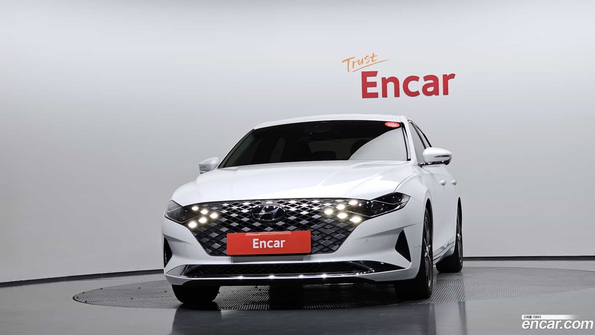 Grandeur Hyundai 2020.1-OUTER-003