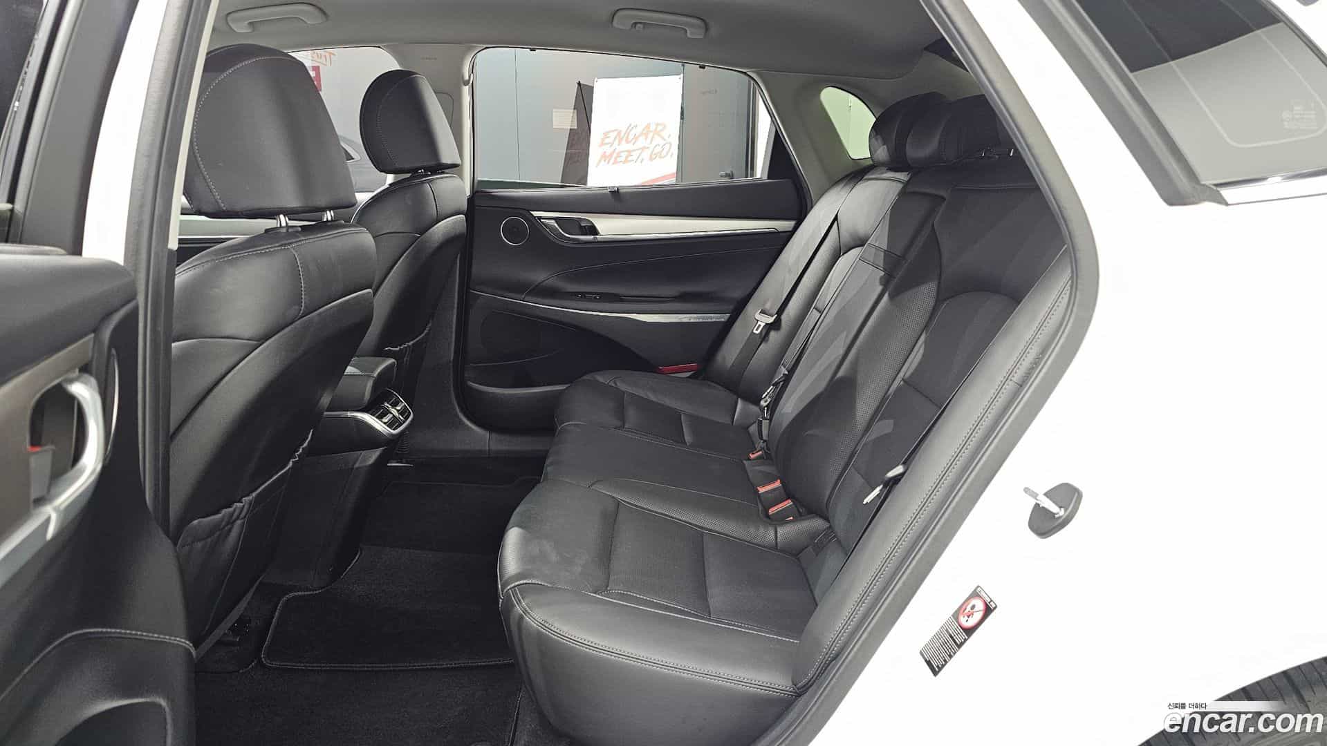 Grandeur Hyundai 2020.1-OPTION-016