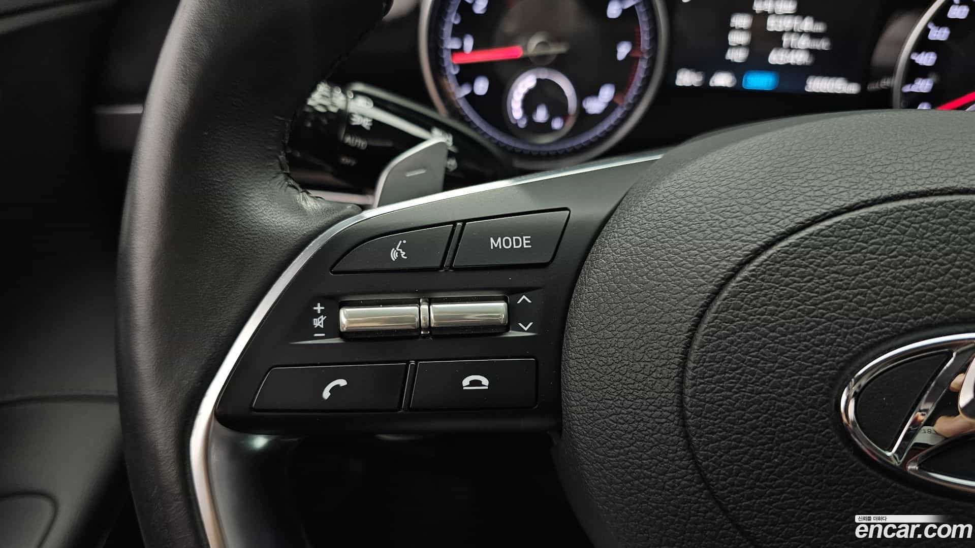 Grandeur Hyundai 2020.1-OPTION-041