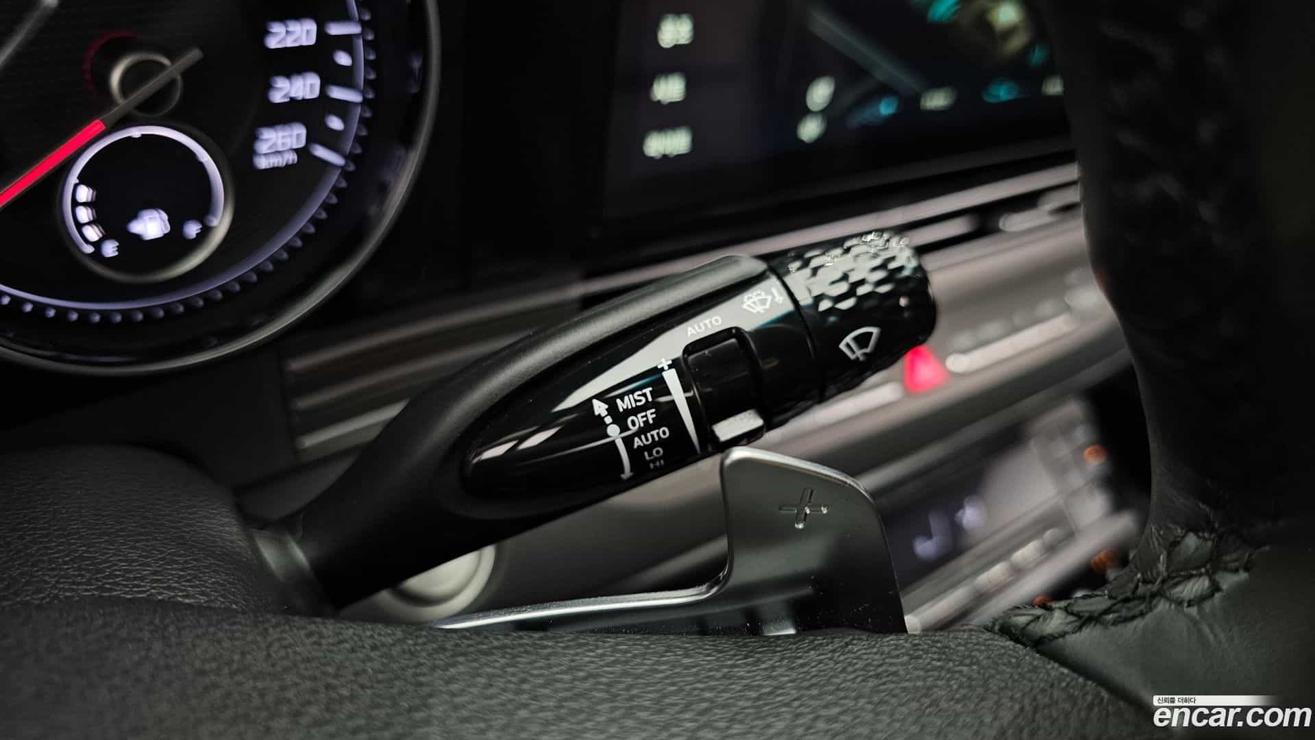 Grandeur Hyundai 2020.1-OPTION-044