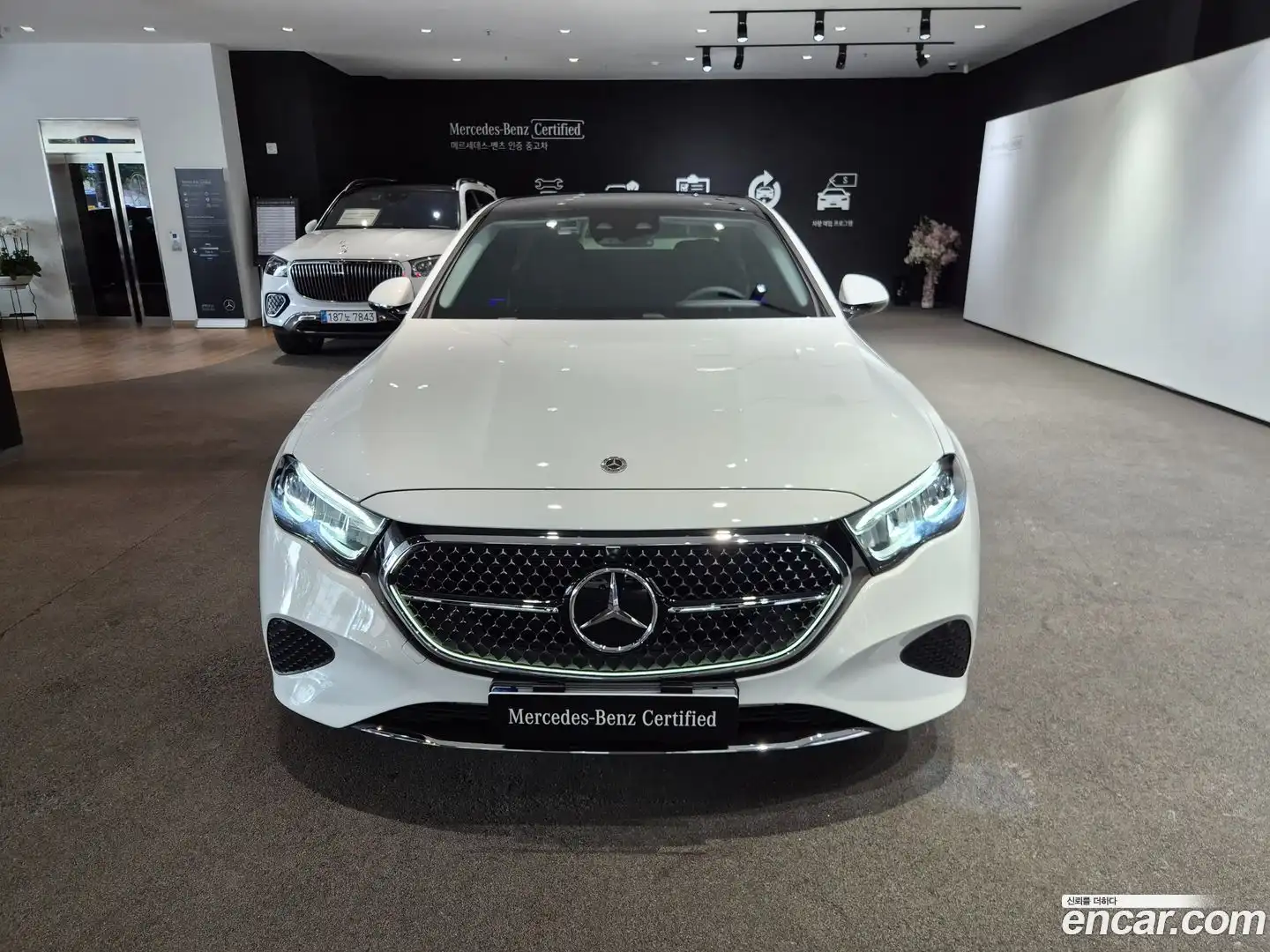 E-Class Mercedes-Benz 2026.3-OUTER-003