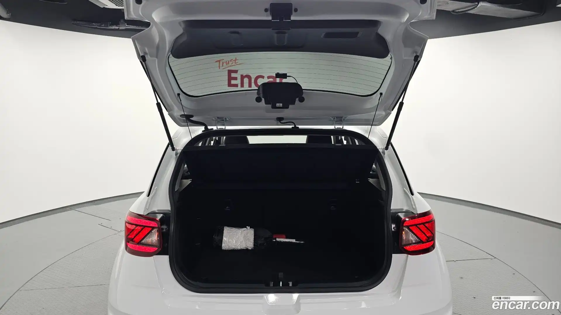 Venue Hyundai 2025.5-OPTION-024