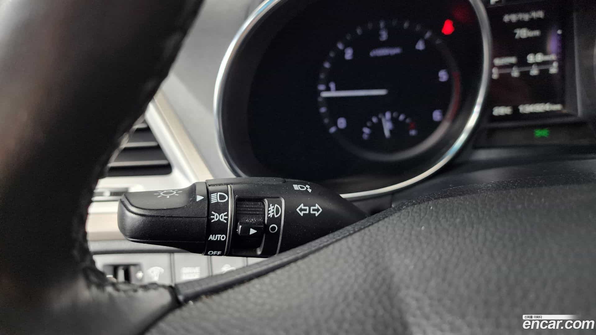 Maxcruz Hyundai 2017.1-OPTION-048