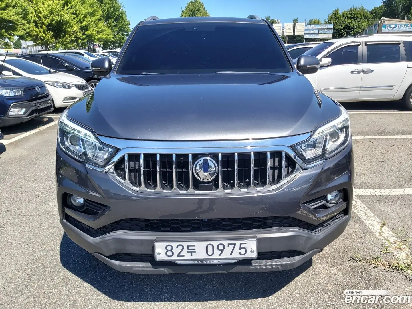 Main__Slider__Photo:Rexton KG Mobility 2019.0-1