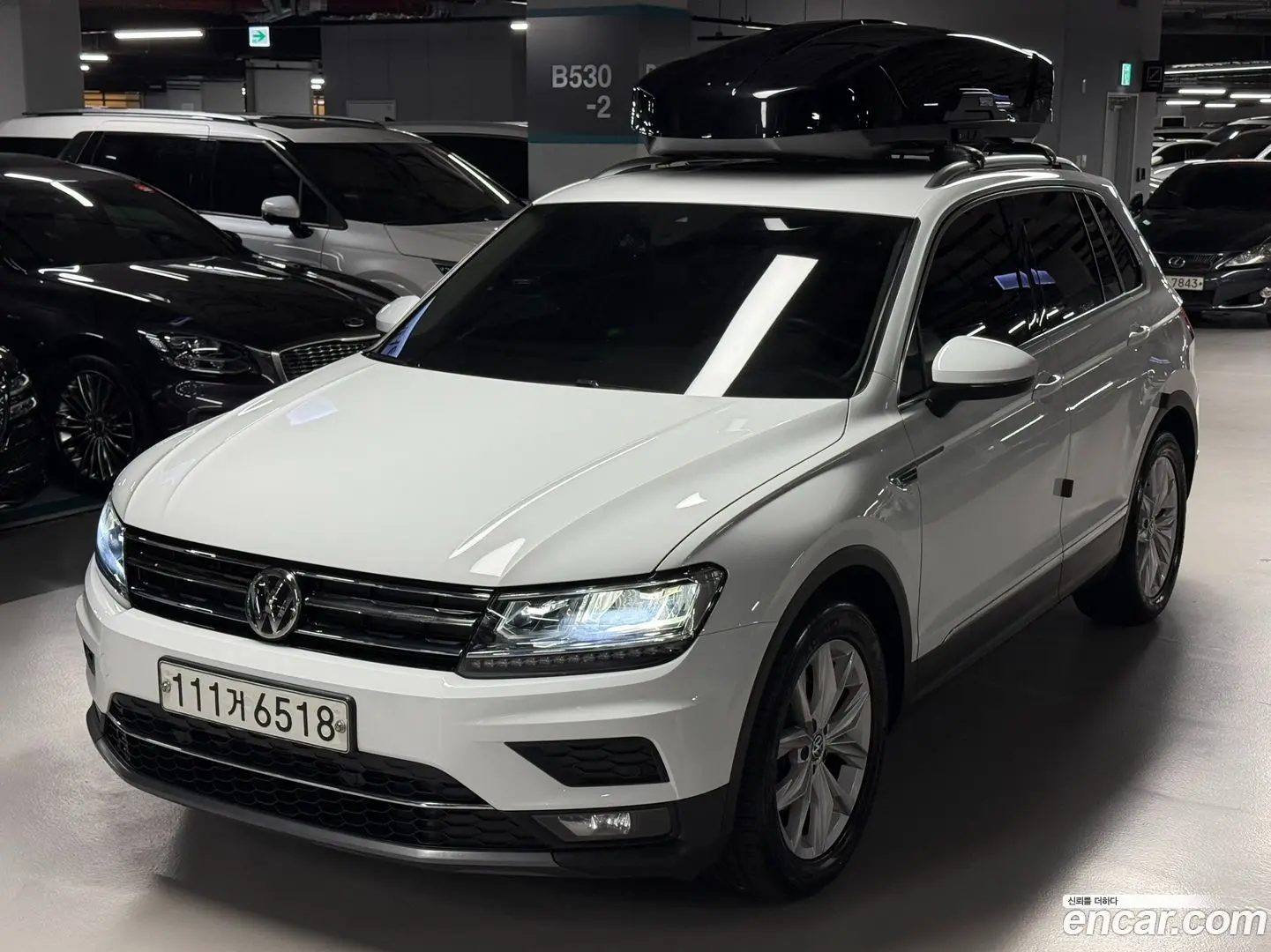 Main__Slider__Photo:Tiguan Volkswagen 2020.1-1