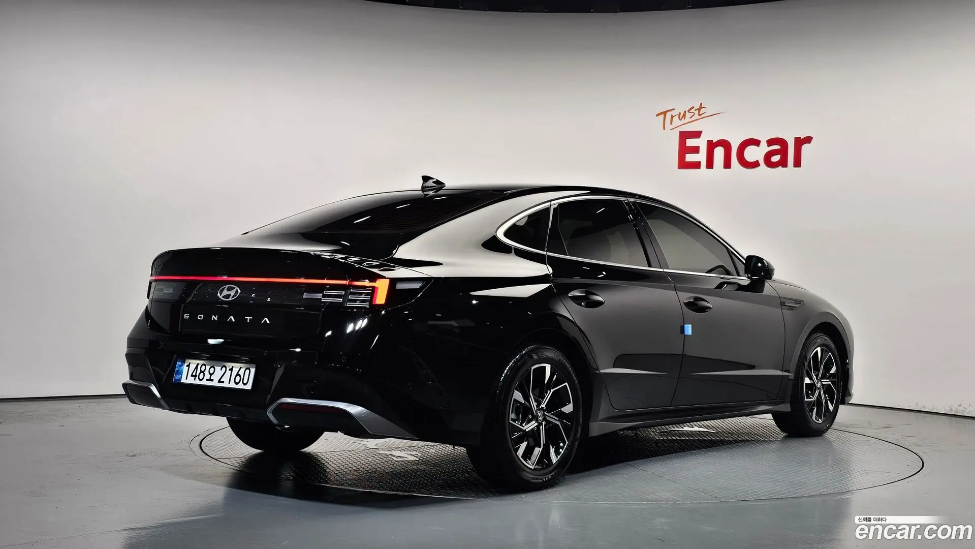 Main__Slider__Photo:Sonata Hyundai 2025.8-1