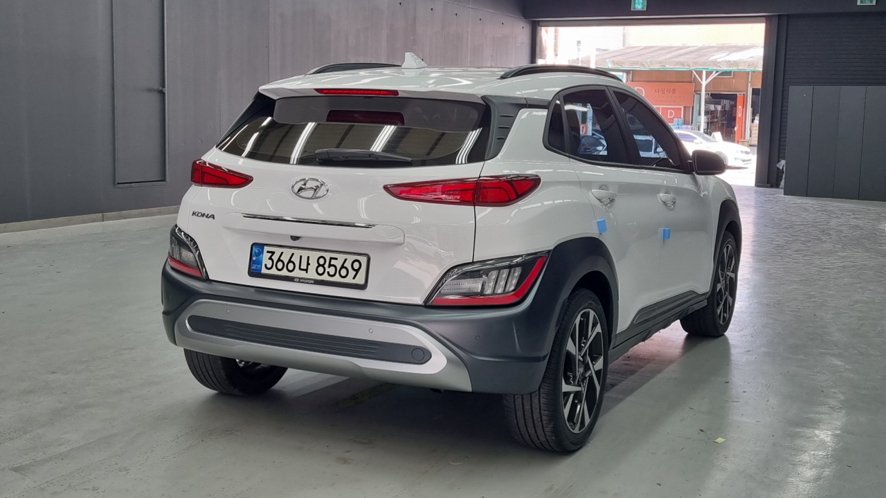 Main__Slider__Photo:Kona Hyundai 2021.11-1