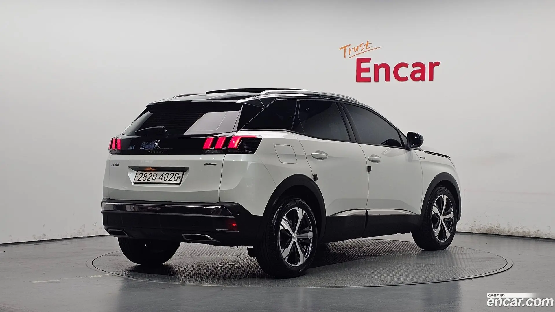 Main__Slider__Photo:3008 Peugeot 2019.8-1