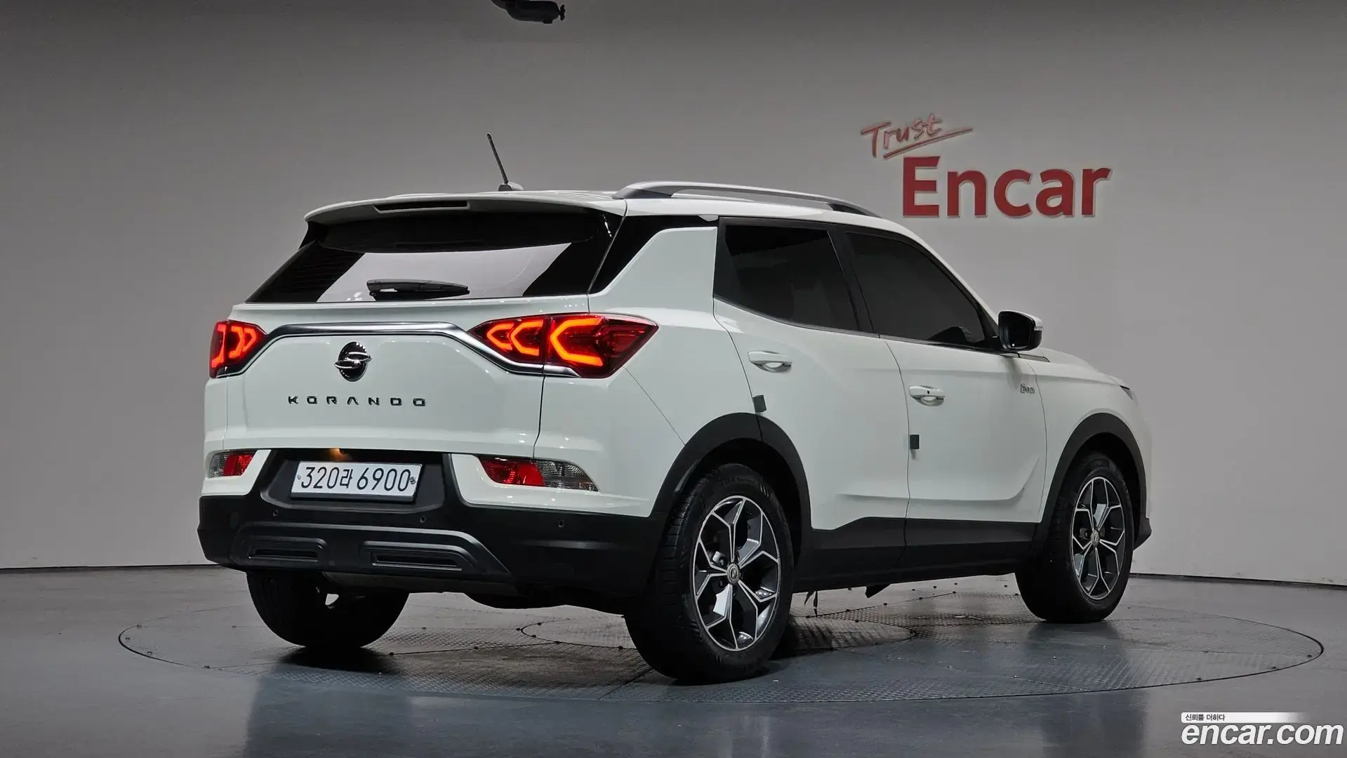 Main__Slider__Photo:KORANDO KG Mobility 2019.11-1