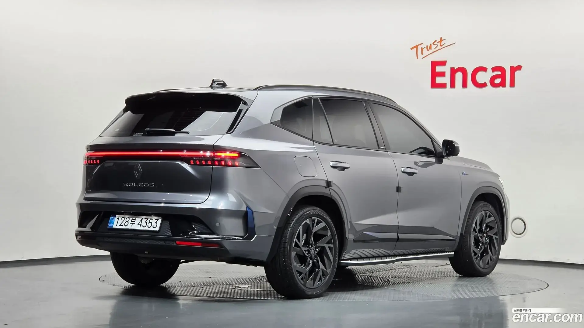 Main__Slider__Photo:Grand Koleos Renault Korea 2025.5-1