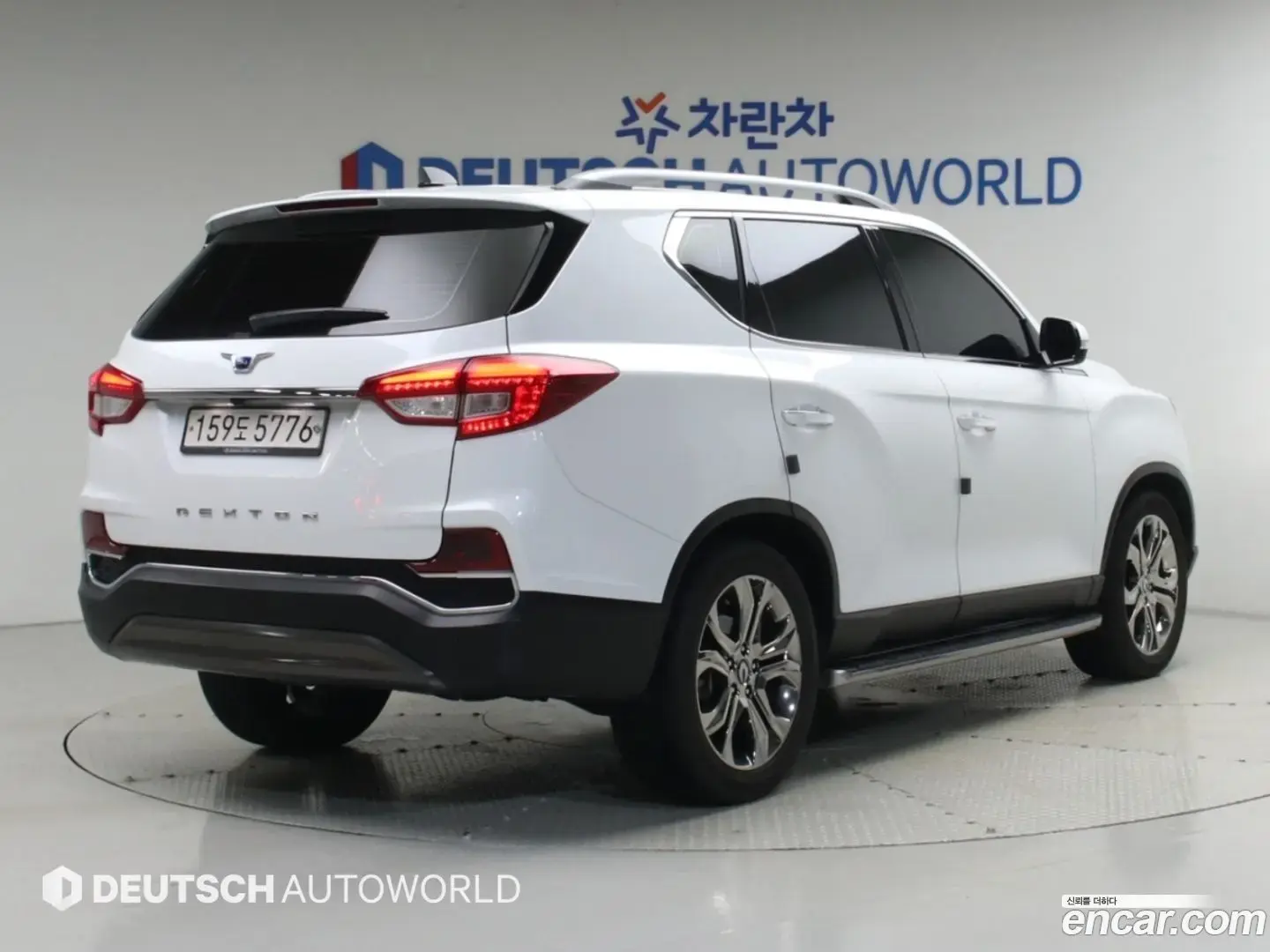 Main__Slider__Photo:Rexton KG Mobility 2020.8-1