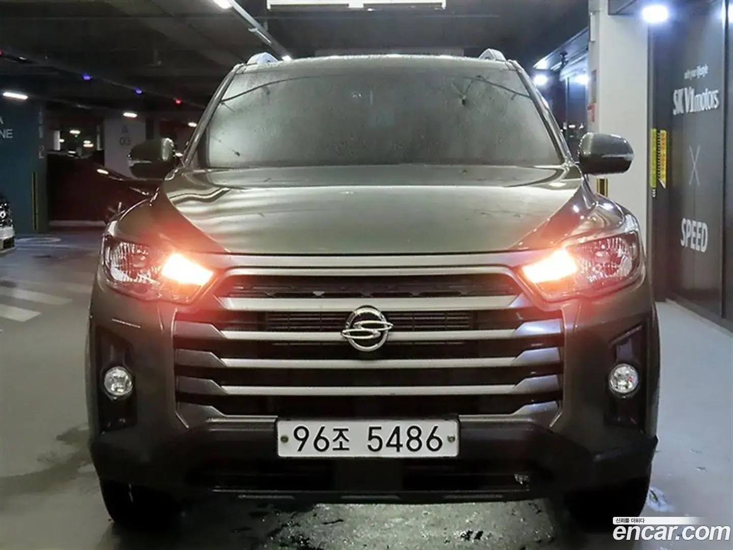 Main__Slider__Photo:Rexton KG Mobility 2021.9-1