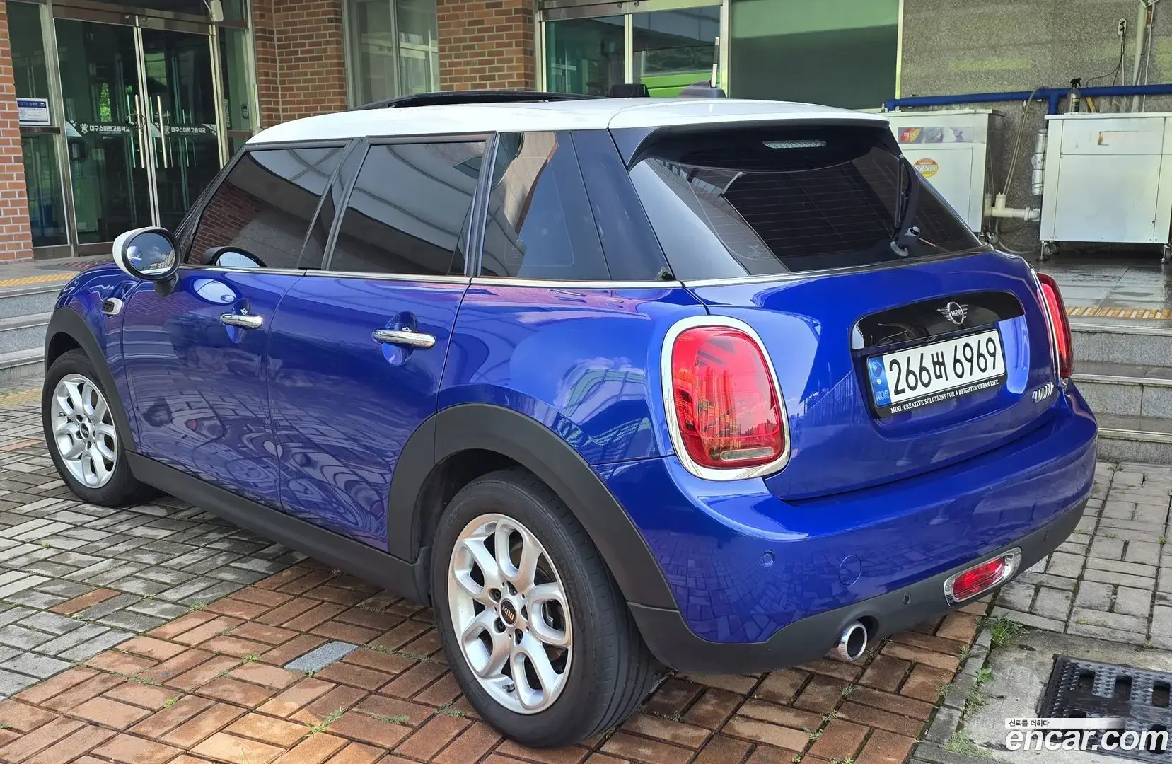 Main__Slider__Photo:Cooper Mini 2021.5-1