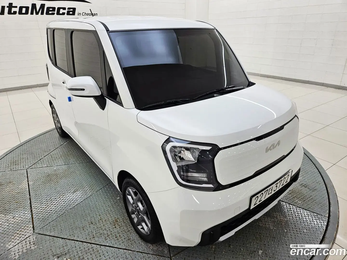 Main__Slider__Photo:RAY Kia 2023.9-1