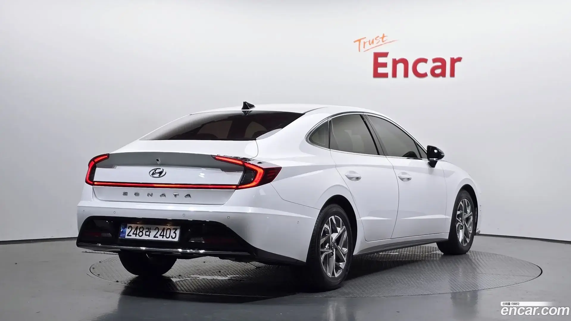 Main__Slider__Photo:Sonata Hyundai 2022.3-1