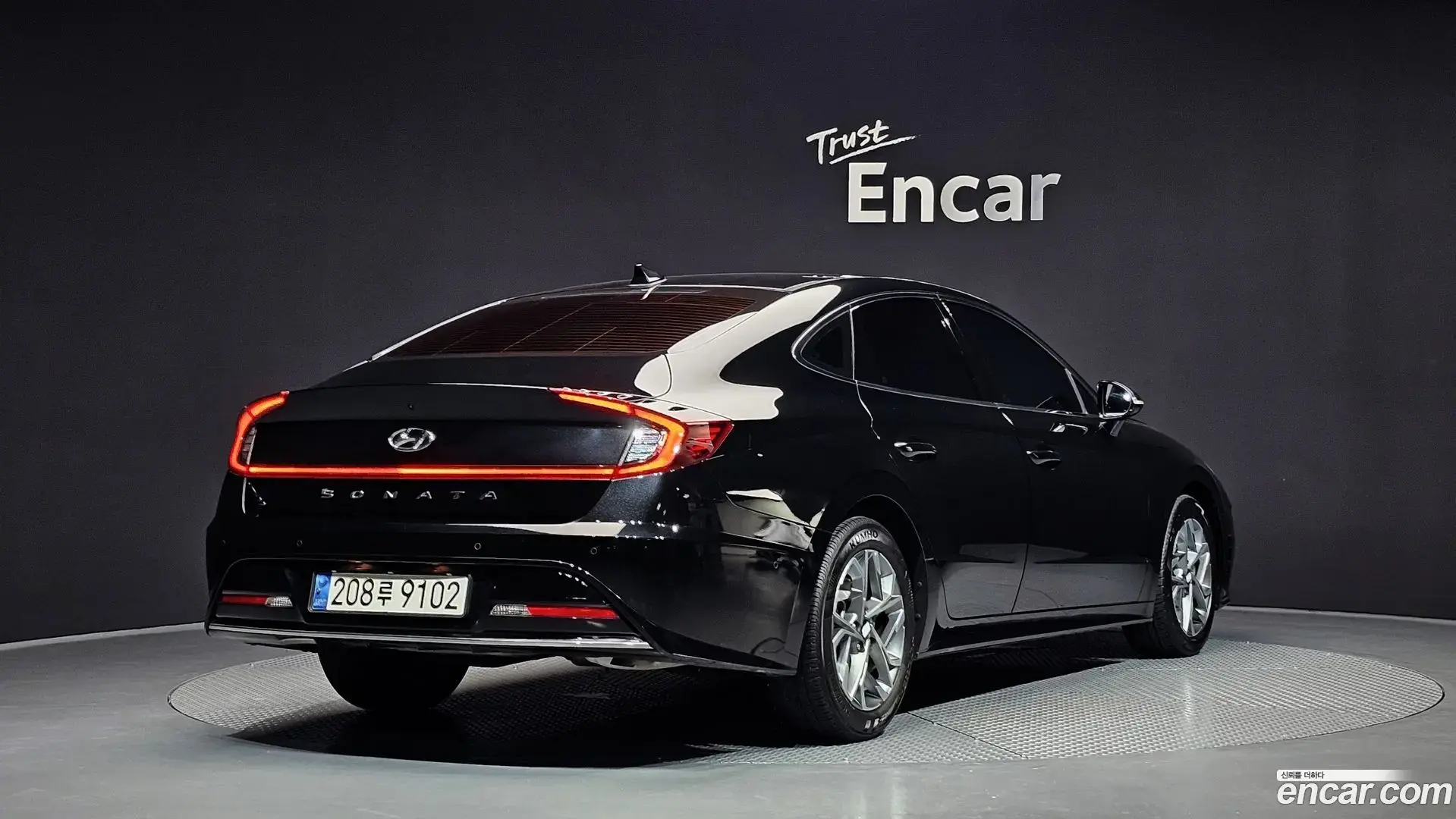 Main__Slider__Photo:Sonata Hyundai 2022.3-1