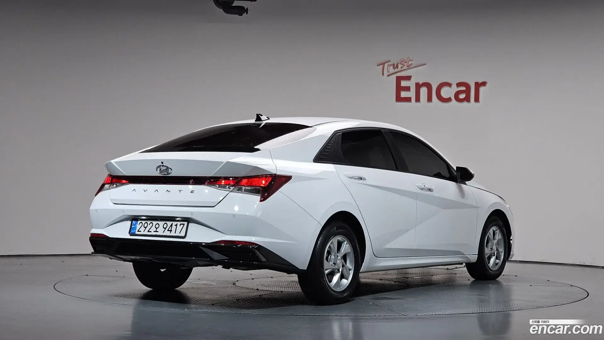 Main__Slider__Photo:AVANTE Hyundai 2021.9-1