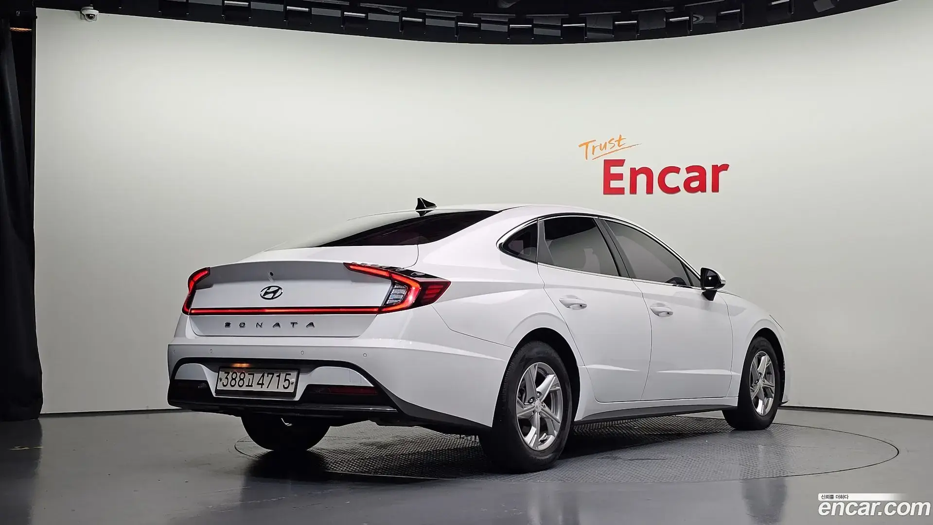 Main__Slider__Photo:Sonata Hyundai 2019.4-1