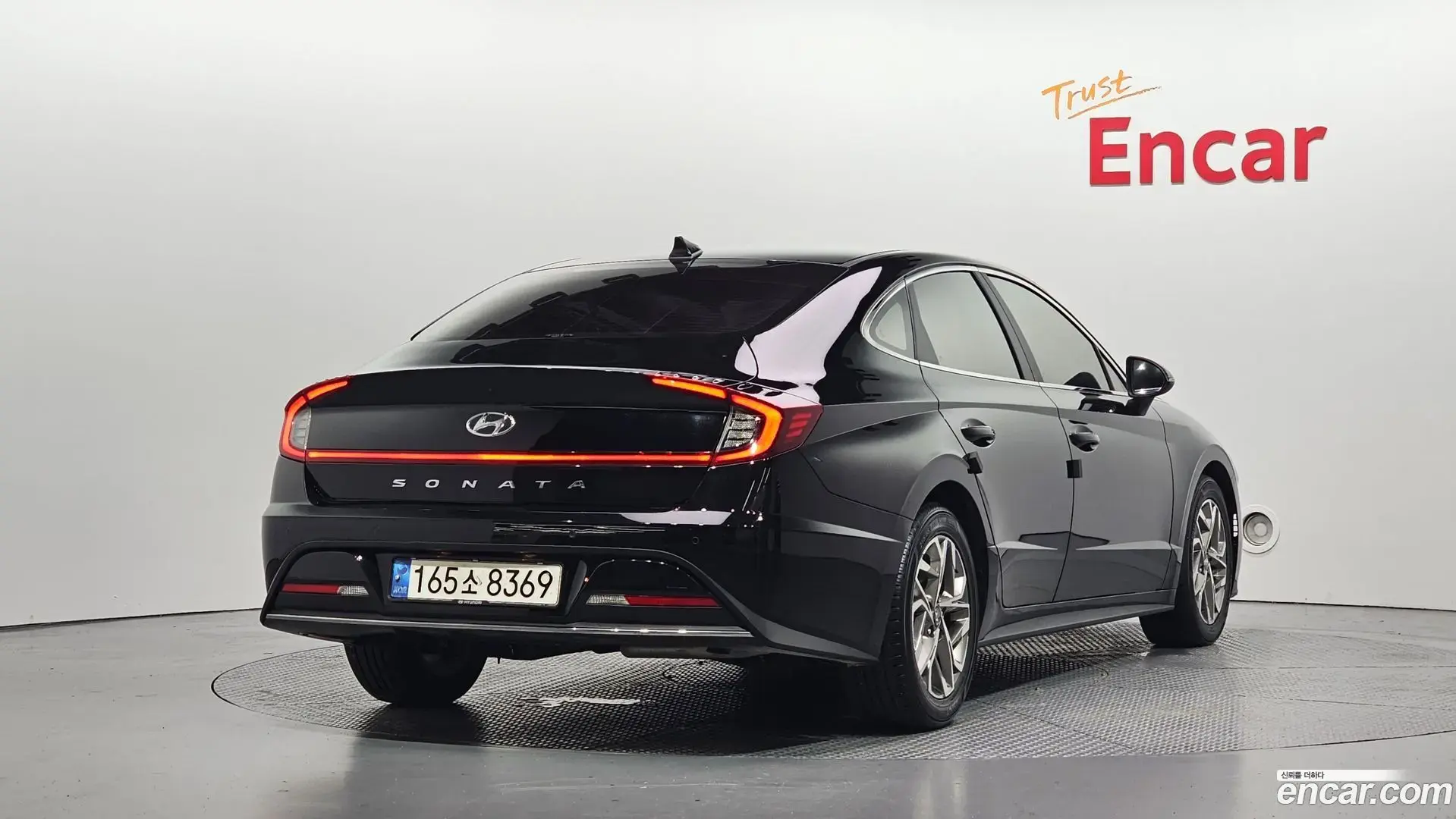 Main__Slider__Photo:Sonata Hyundai 2021.4-1