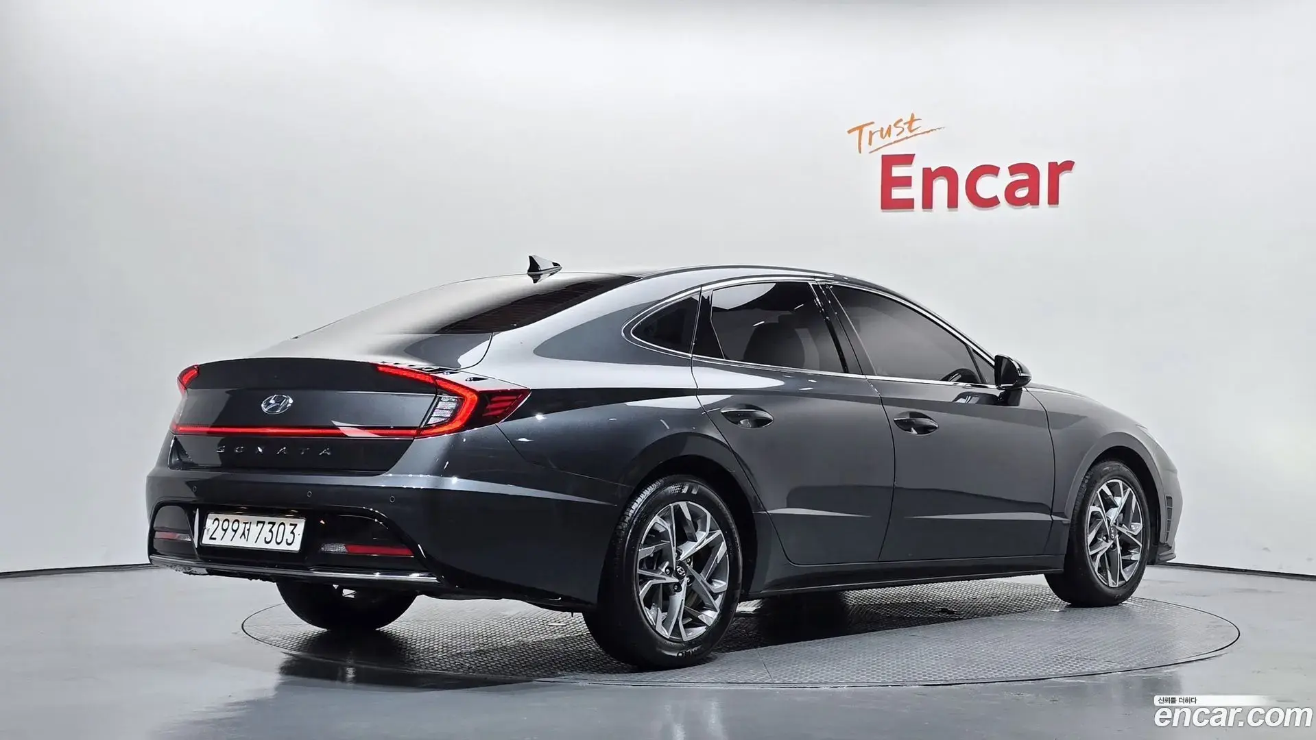 Main__Slider__Photo:Sonata Hyundai 2022.1-1