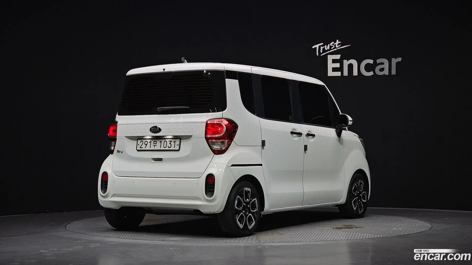 Main__Slider__Photo:RAY Kia 2021.4-1