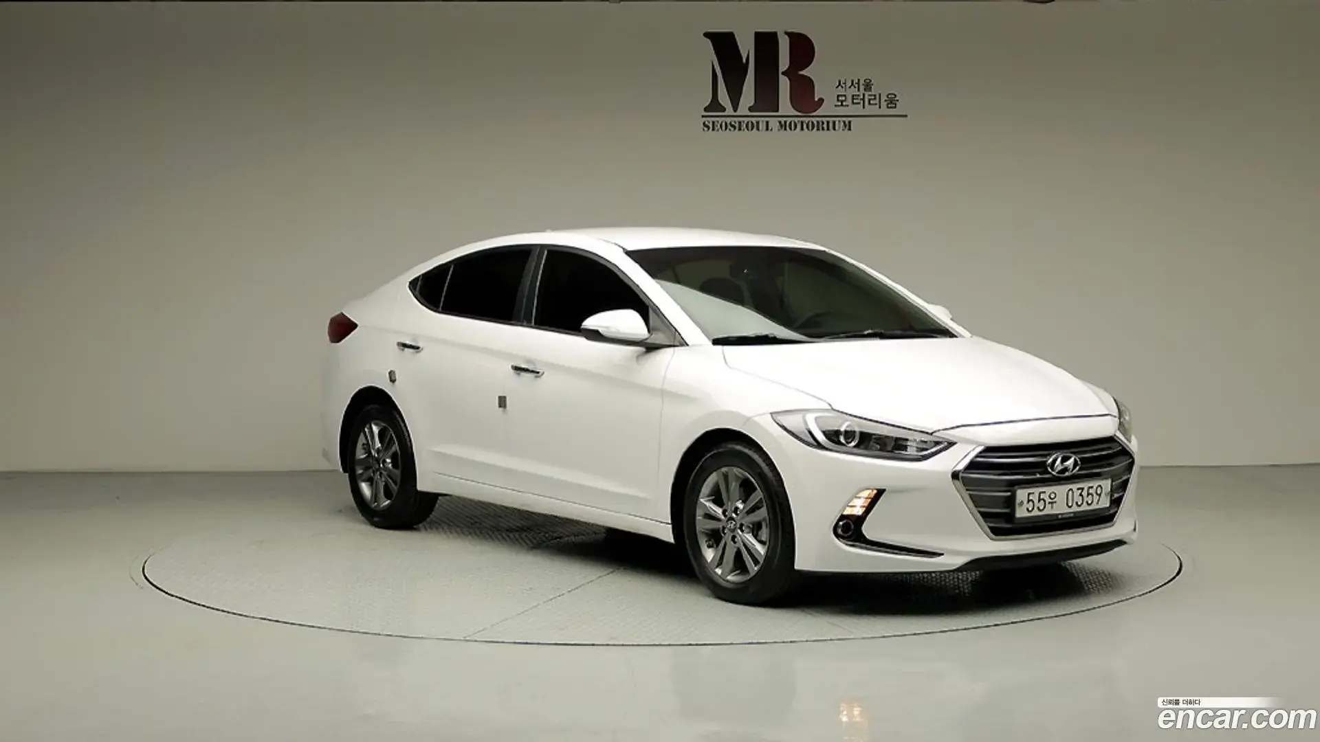 Main__Slider__Photo:AVANTE Hyundai 2016.10-1