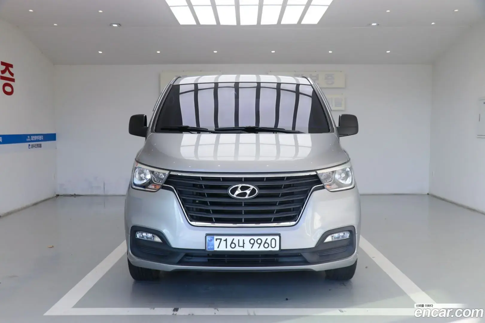 Main__Slider__Photo:Starex Hyundai 2019.3-1