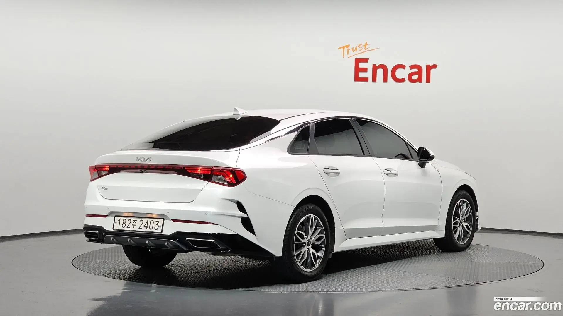 Main__Slider__Photo:K5 Kia 2021.8-1