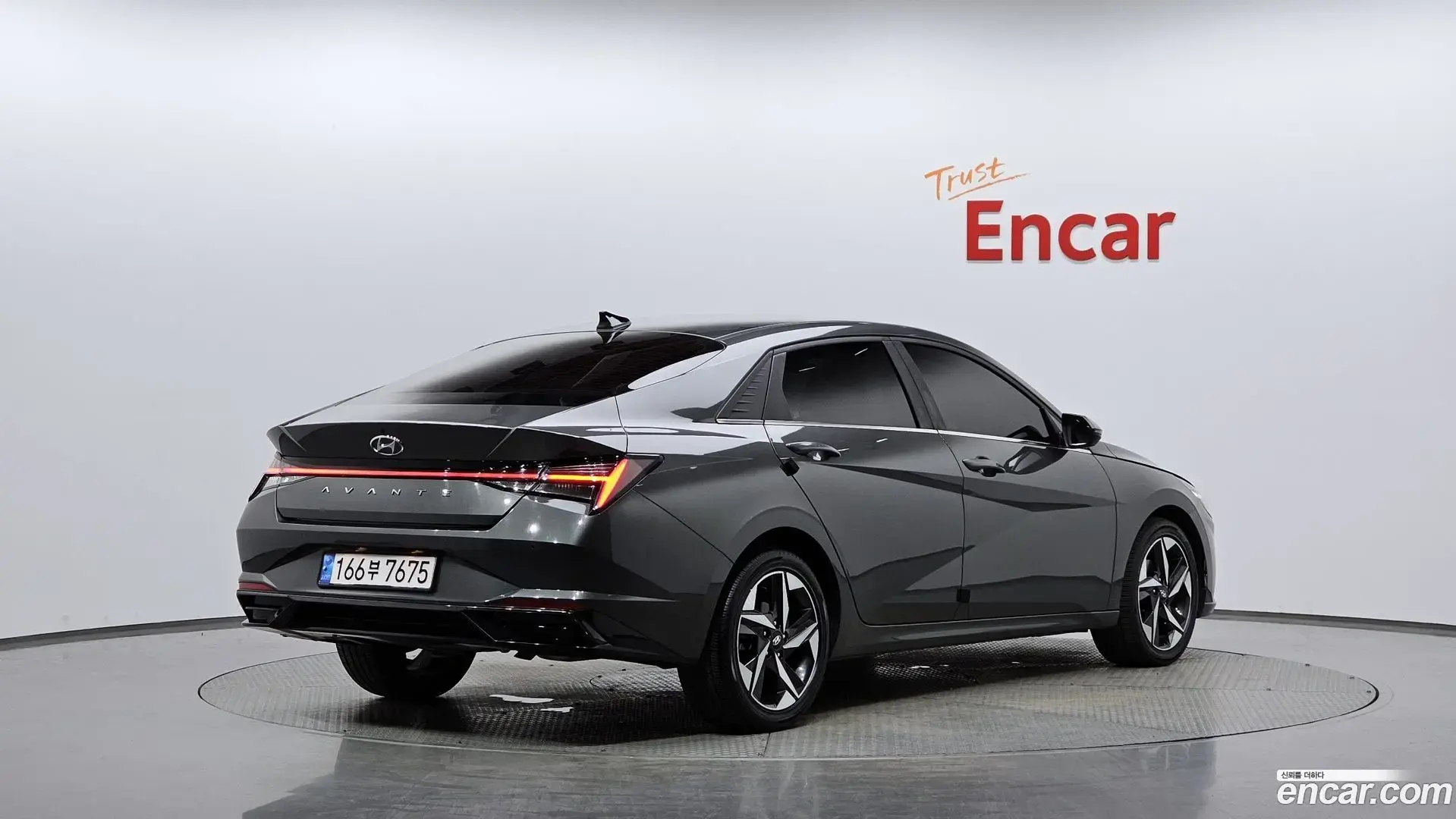 Main__Slider__Photo:AVANTE Hyundai 2022.2-1