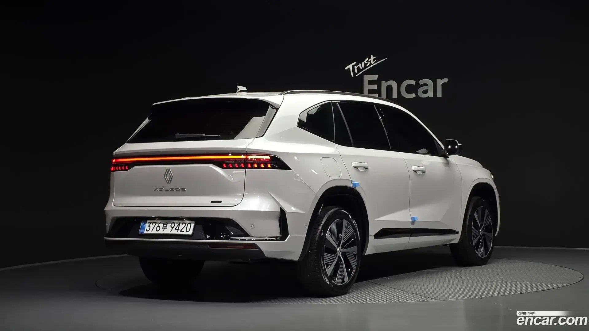Main__Slider__Photo:Grand Koleos Renault Korea 2024.9-1