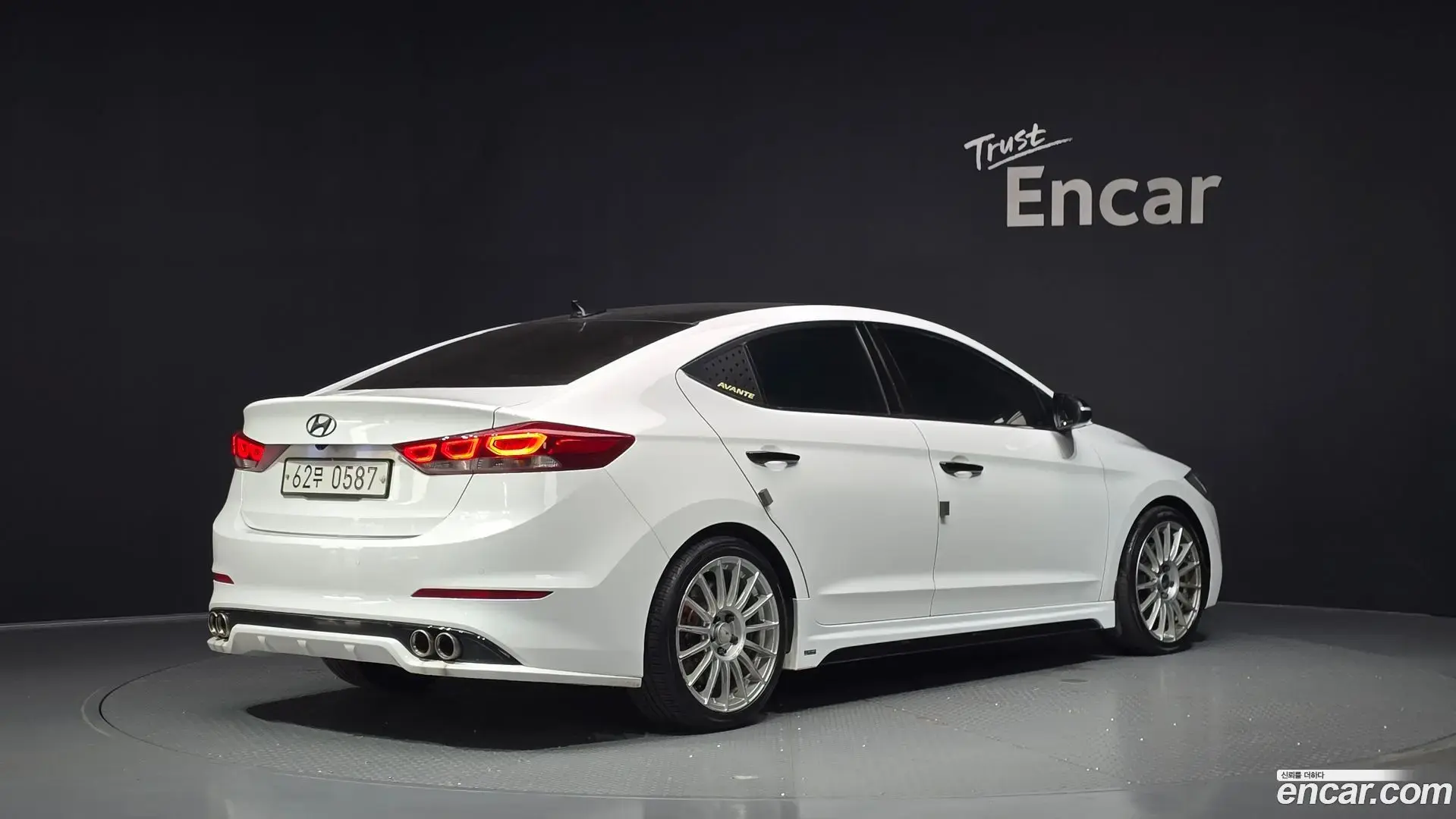 Main__Slider__Photo:AVANTE Hyundai 2015.9-1