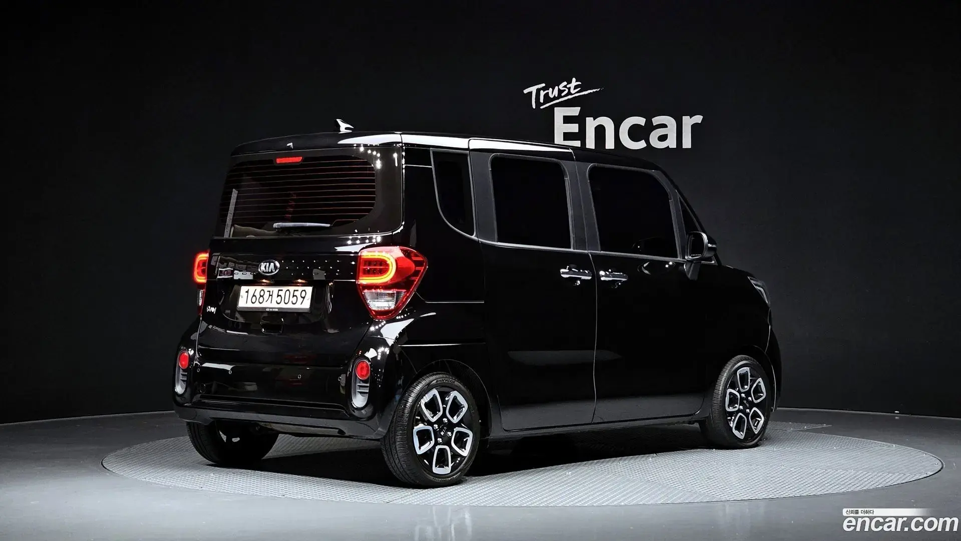 Main__Slider__Photo:RAY Kia 2021.3-1