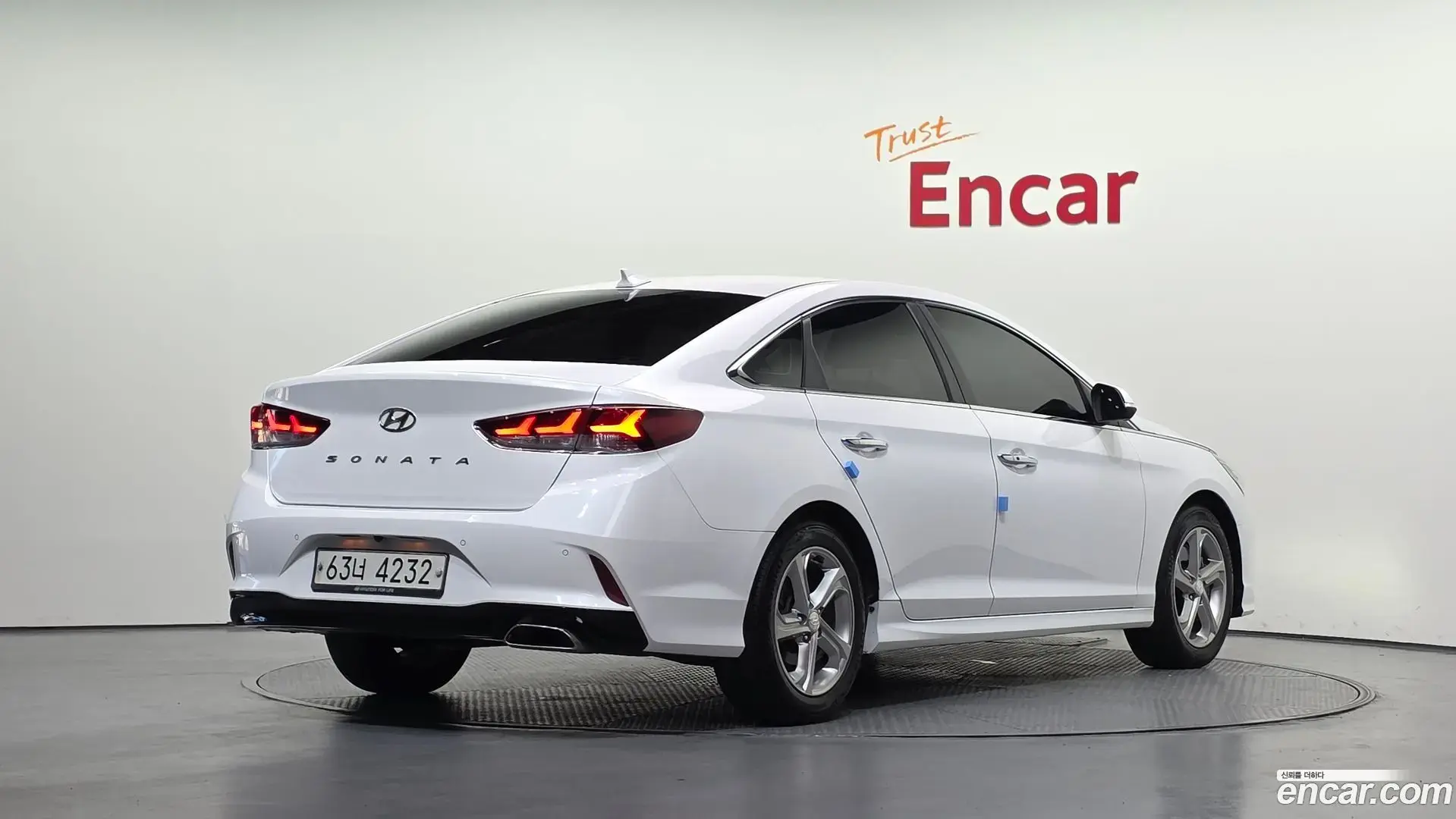 Main__Slider__Photo:Sonata Hyundai 2018.2-1
