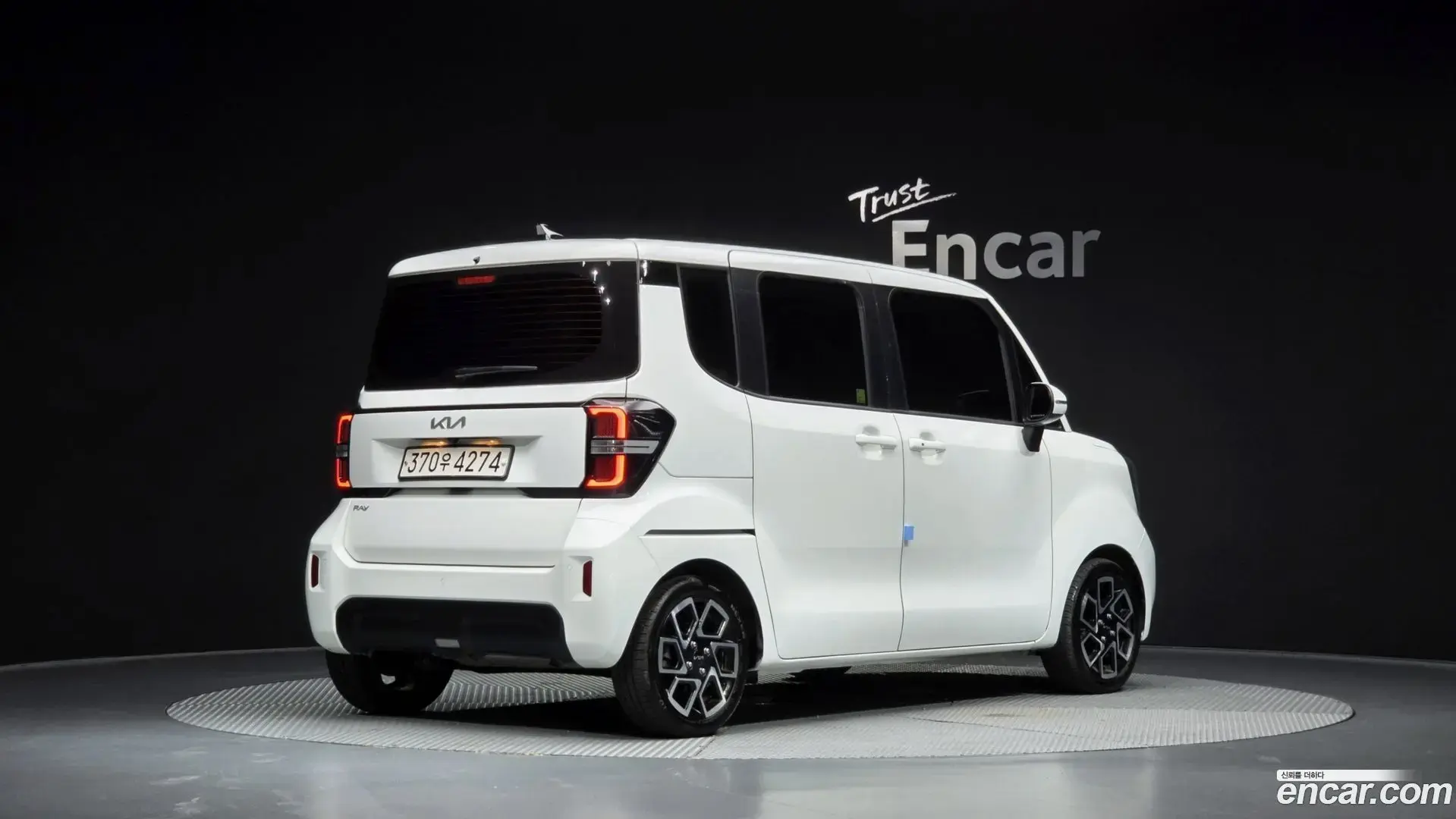 Main__Slider__Photo:RAY Kia 2022.9-1