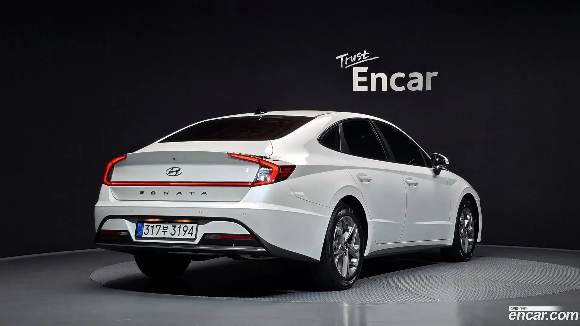 Main__Slider__Photo:Sonata Hyundai 2020.5-1