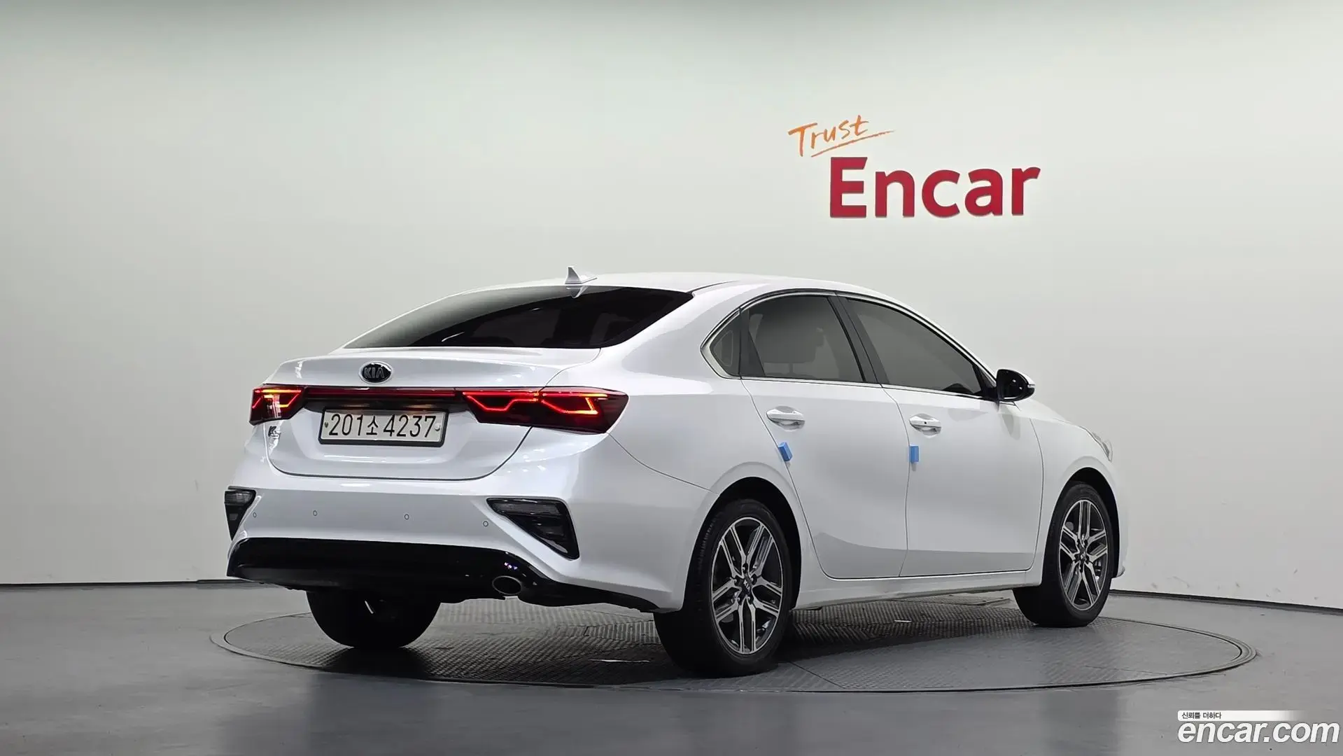 Main__Slider__Photo:K3 Kia 2018.11-1