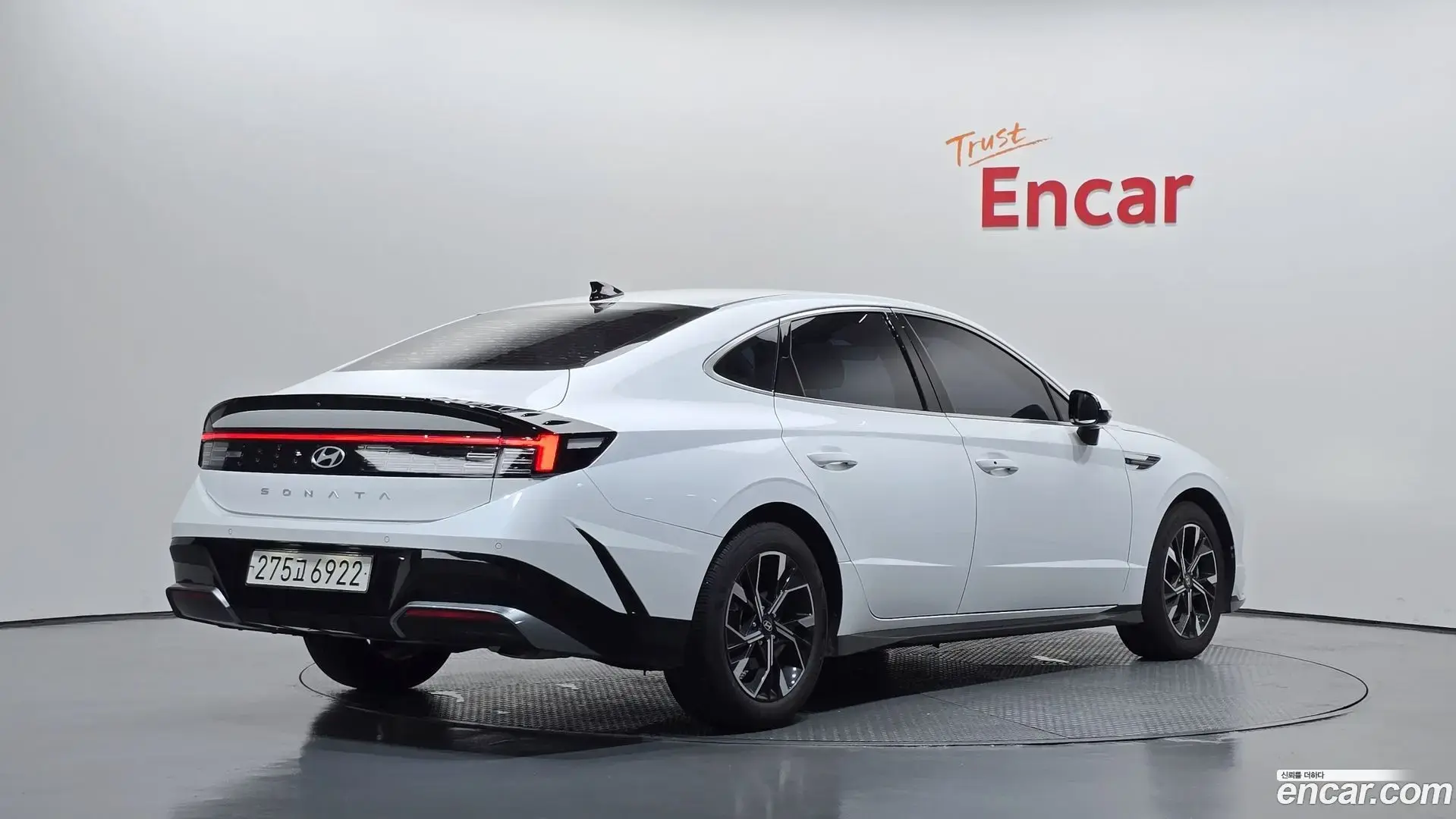 Main__Slider__Photo:Sonata Hyundai 2023.10-1
