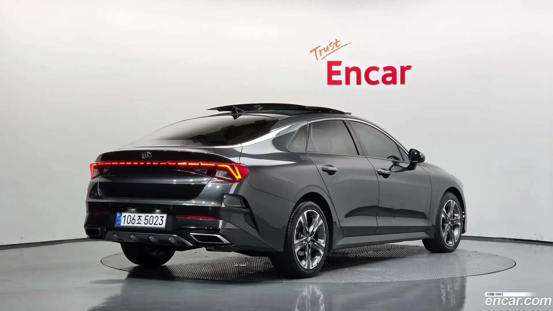 Main__Slider__Photo:K5 Kia 2020.8-1