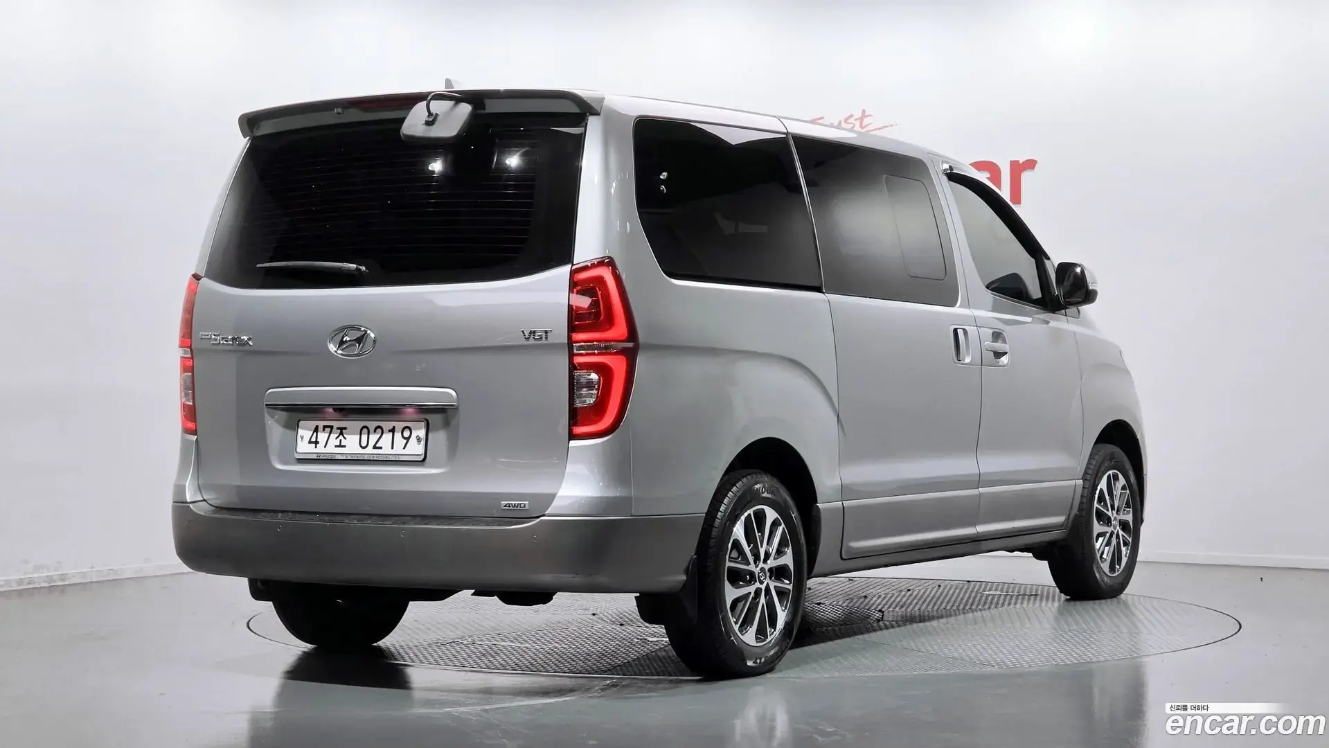 Main__Slider__Photo:Starex Hyundai 2019.3-1