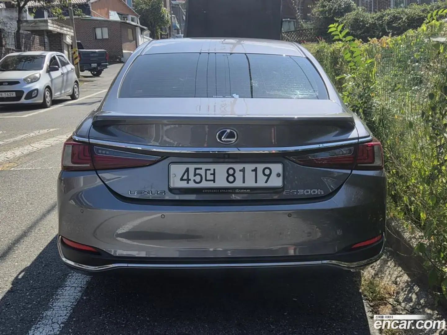 Main__Slider__Photo:ES Lexus 2018.11-1