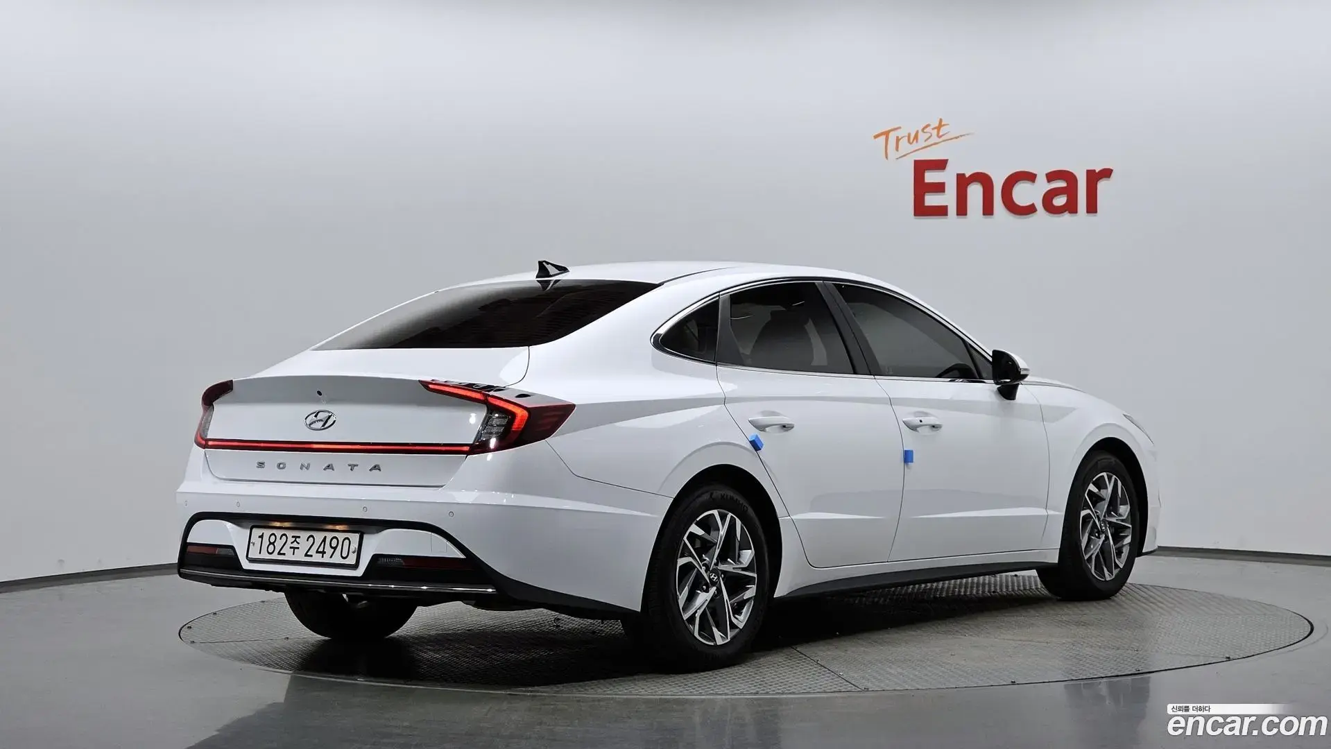 Main__Slider__Photo:Sonata Hyundai 2022.8-1