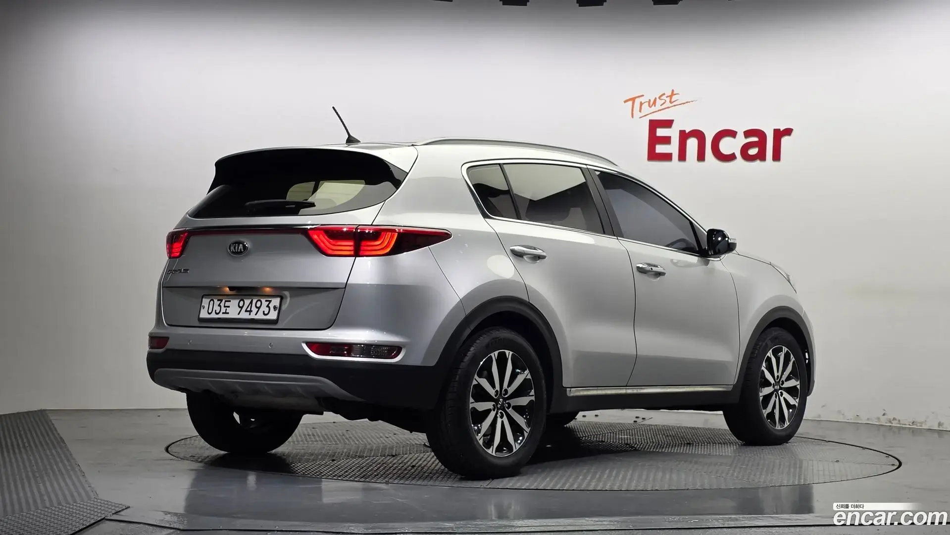 Main__Slider__Photo:Sportage Kia 2017.6-1