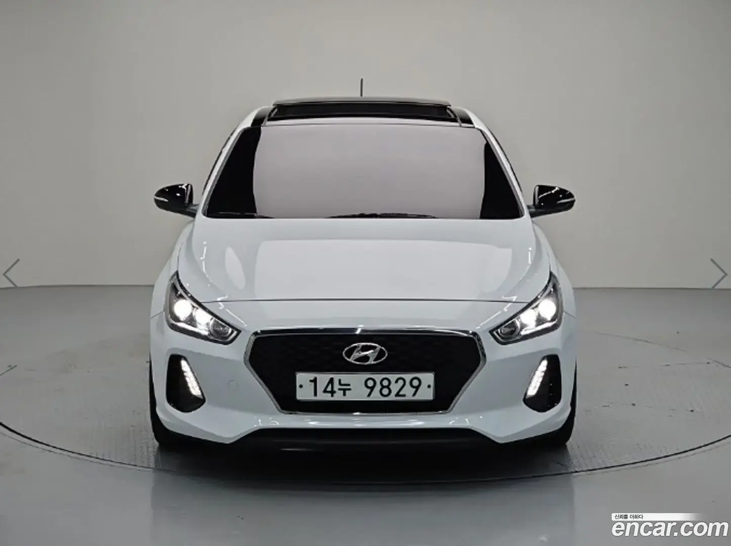 Main__Slider__Photo:i30 Hyundai 2017.2-1