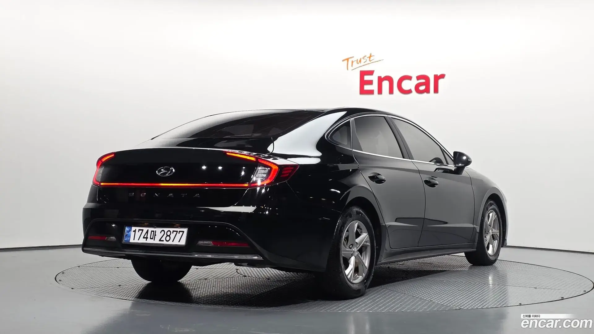 Main__Slider__Photo:Sonata Hyundai 2021.10-1
